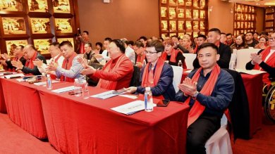 <strong> ��ϵɣ��ʮ��· ������չ������</strong>